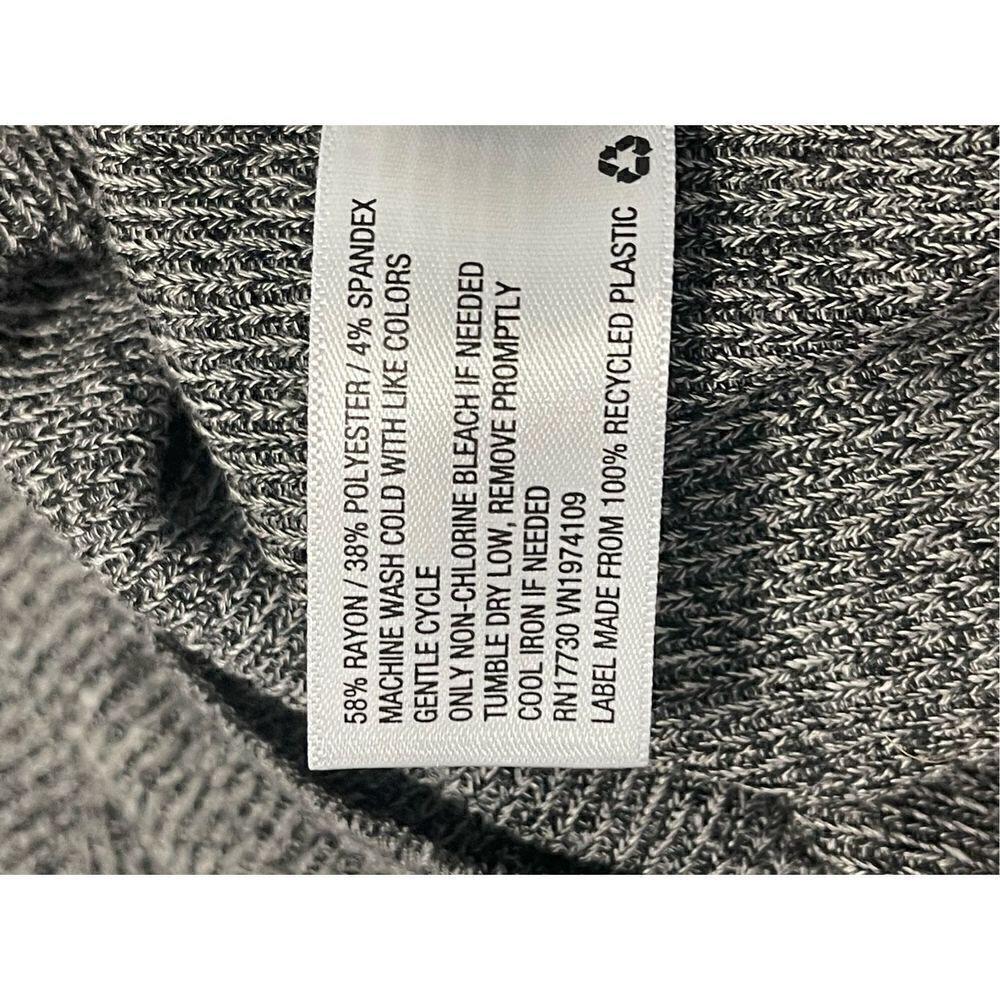 ❤️Universal Thread Grey Henley 2X - Picture 5 of 5